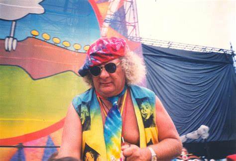 Wavy Gravy: Die Retro-Stil-Ikone, die immer noch inspiriert