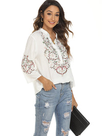 chemise-blanche-femme-hippie